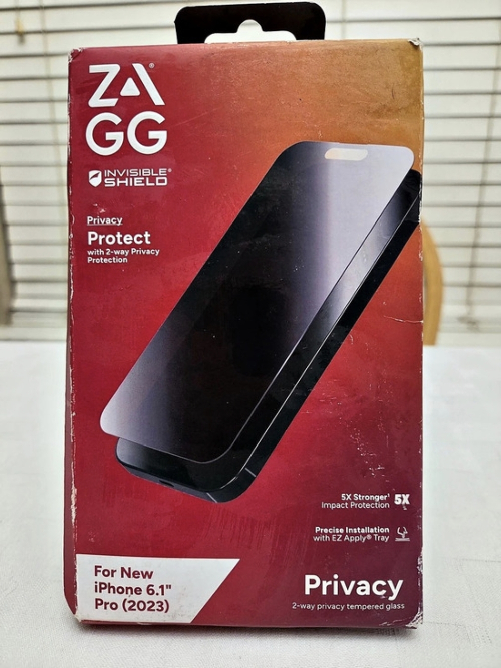 ZAGG InvisibleShield Glass Elite Privacy iPhone 15 Pro Screen Protector NEW